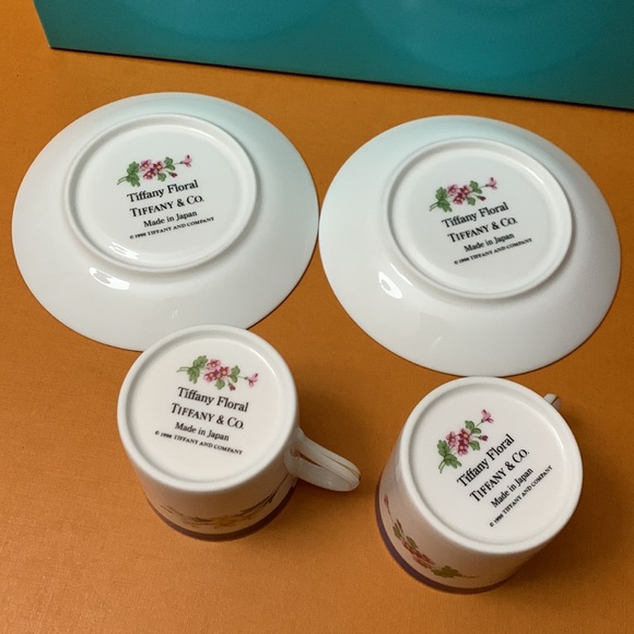 ⭐️⭐️⭐️Authentic Tiffany Tea Cup and Saucer Set⭐️⭐️⭐️
FIRM‼️❌ - Picture 13 of 16